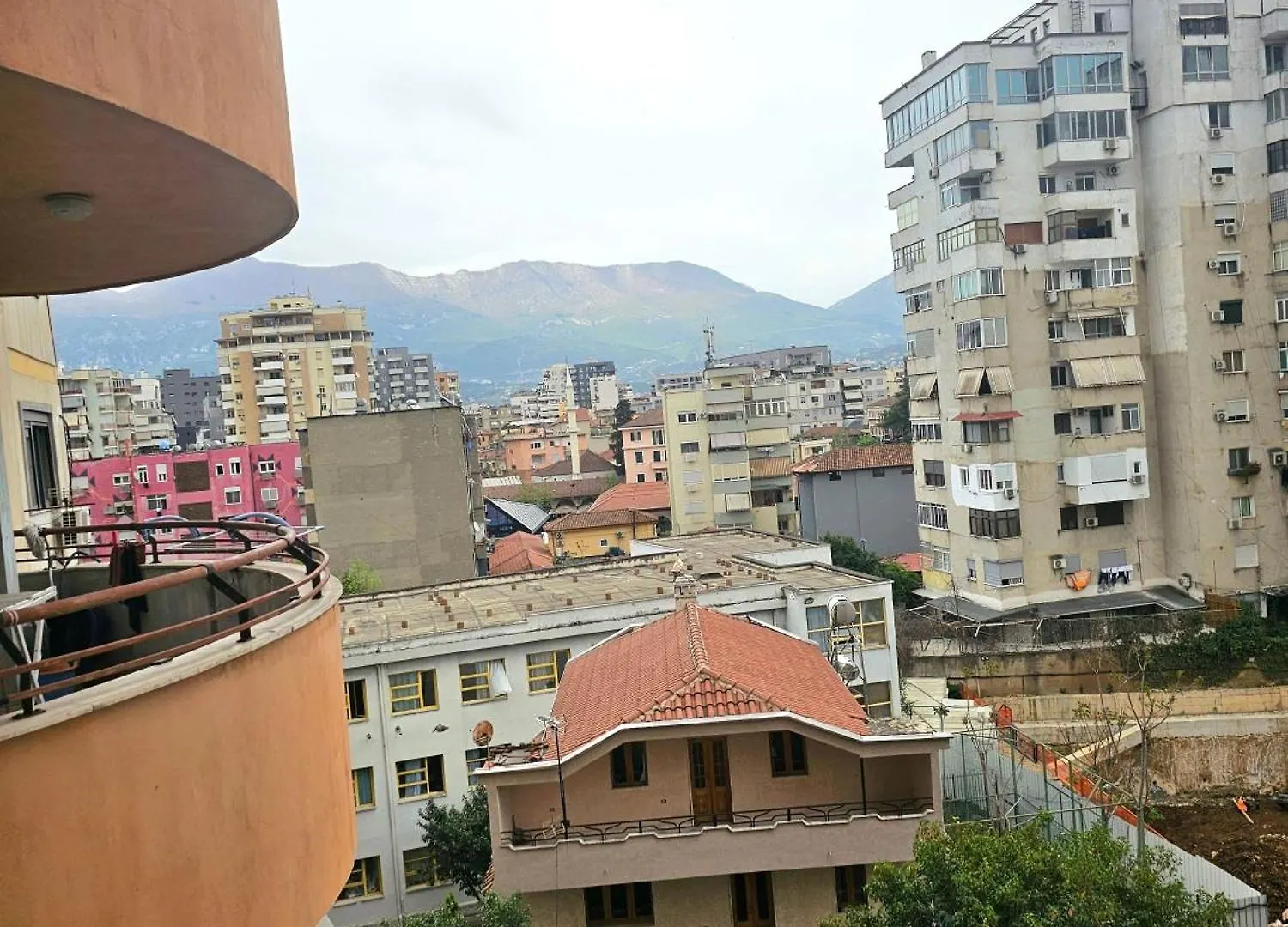 Tirana Downtown Apartment 0*,