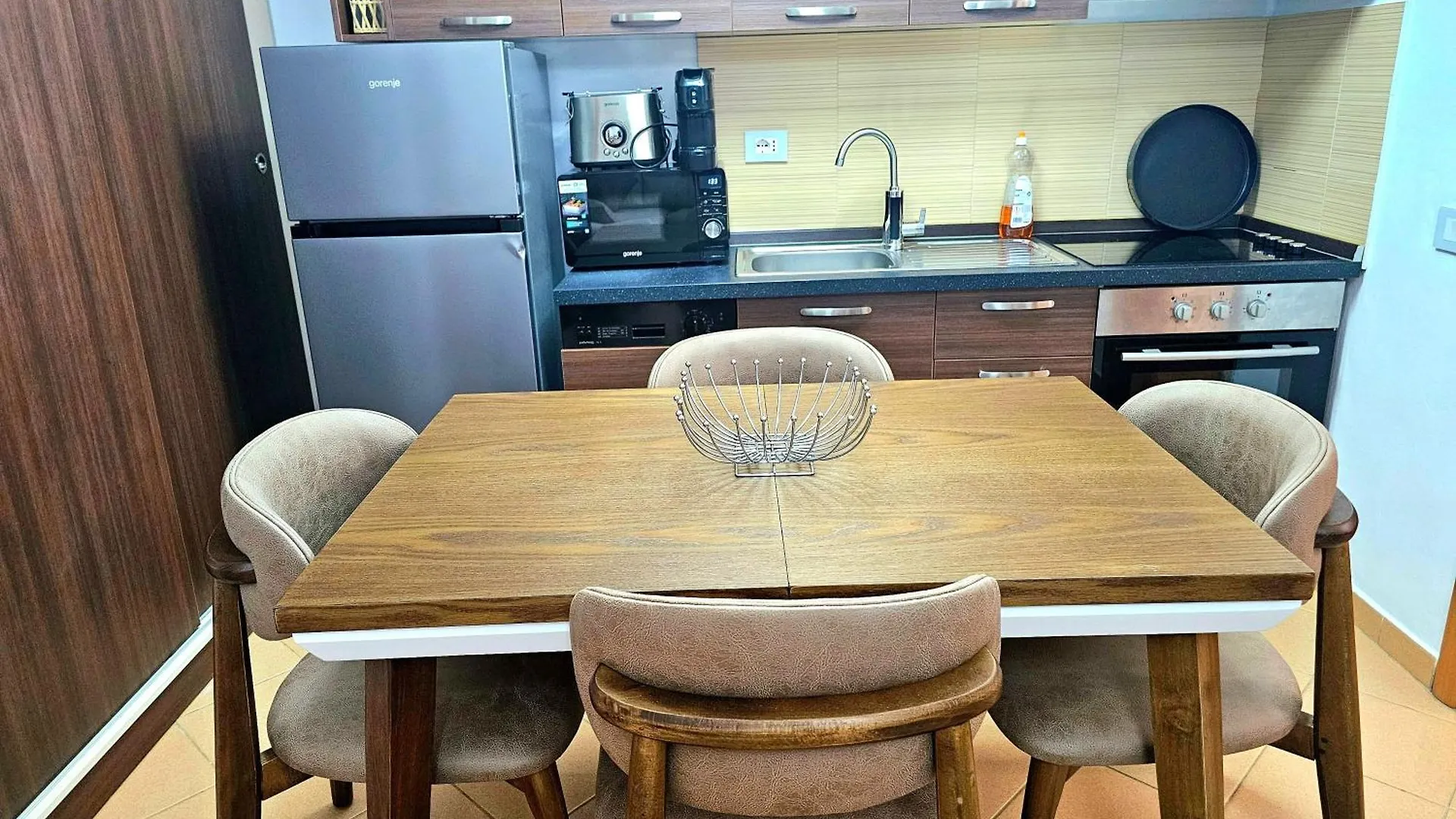 Tirana Downtown Apartment 0*,  Albanie